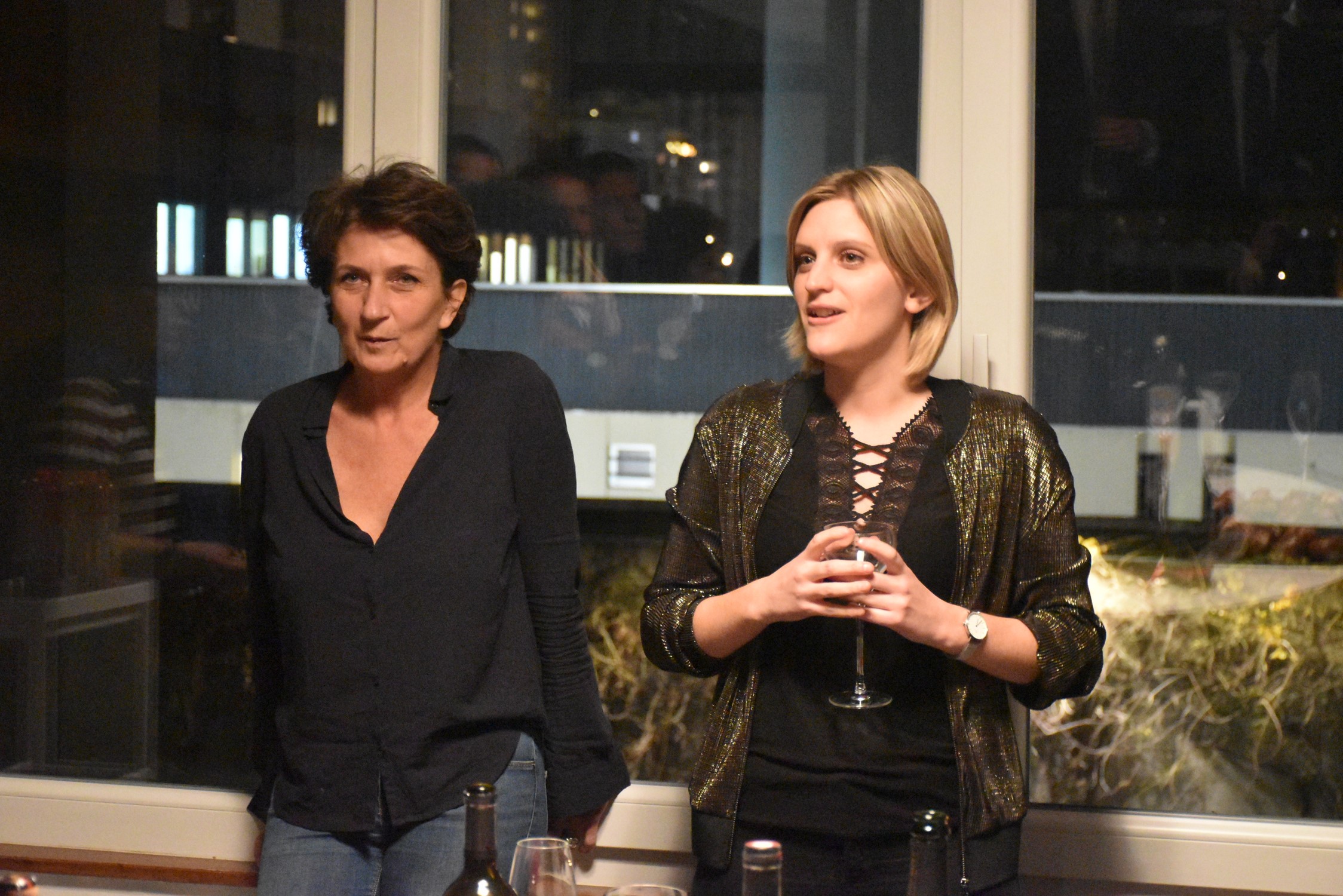 Laurence Aubron (Euradio) et Camille Petitjean (Jeunes Européens Strasbourg) à l'inauguration des nouveaux locaux d'Euradio à Strasbourg © Tristan Boursico