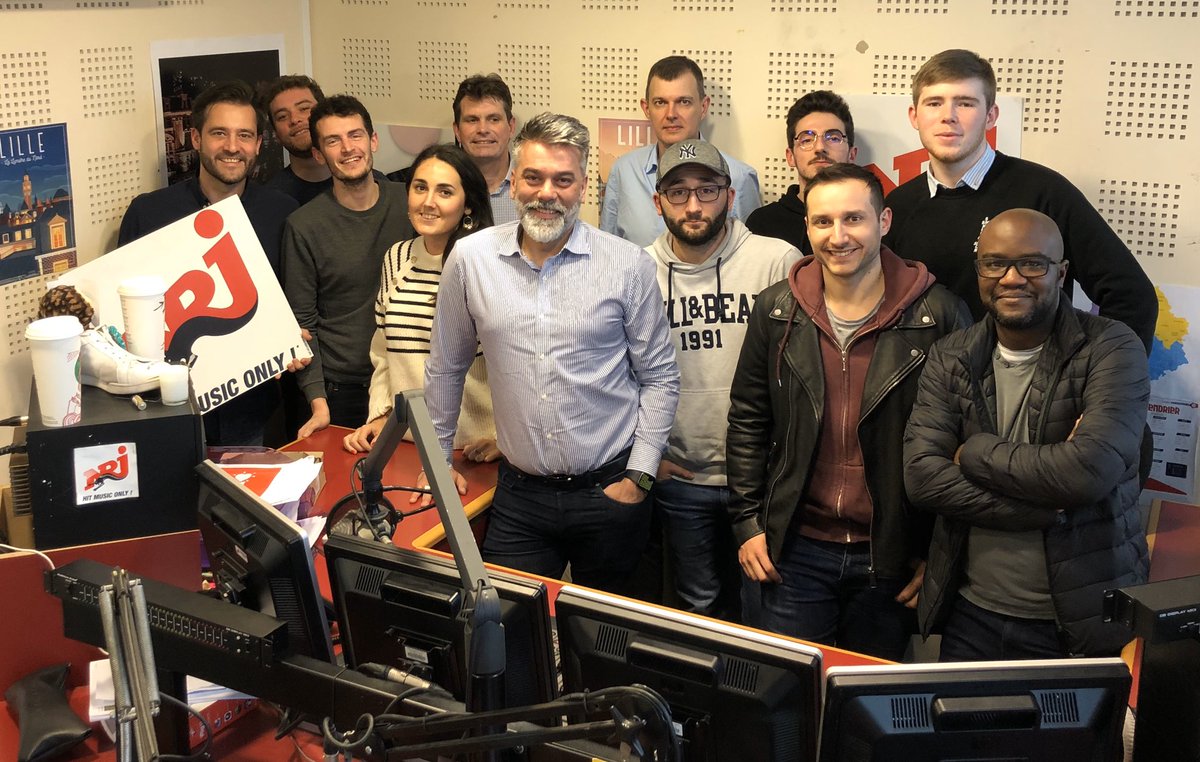 Les équipes des stations du groupe NRJ à Lille / Photo Jérôme Delaveau / Twitter