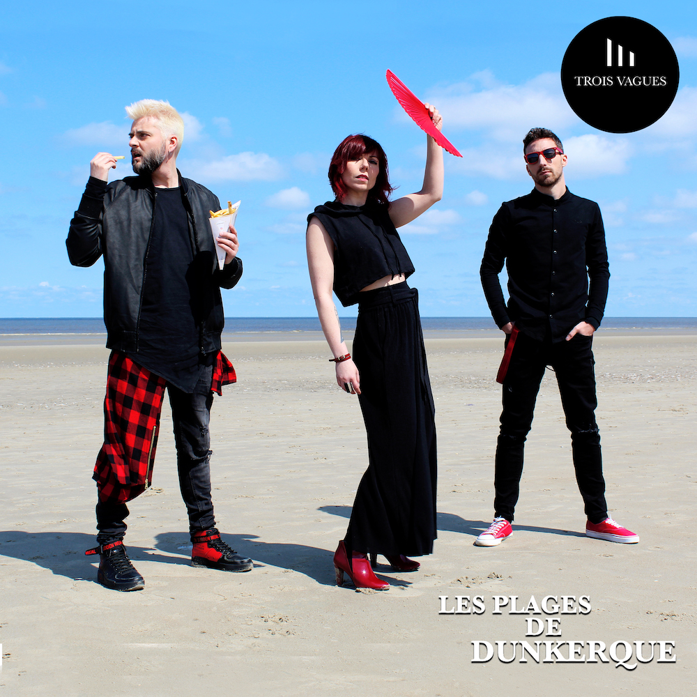 "Les plages de Dunkerque" sont mises en musique par Trois Vagues. Forcément, on ne sera pas surpris d'entendre régulièrement ce sympathique succès sur les radios du Nord : Delta FM, Radio 6, France Bleu Nord, Horizon ou encore Metropolys...
