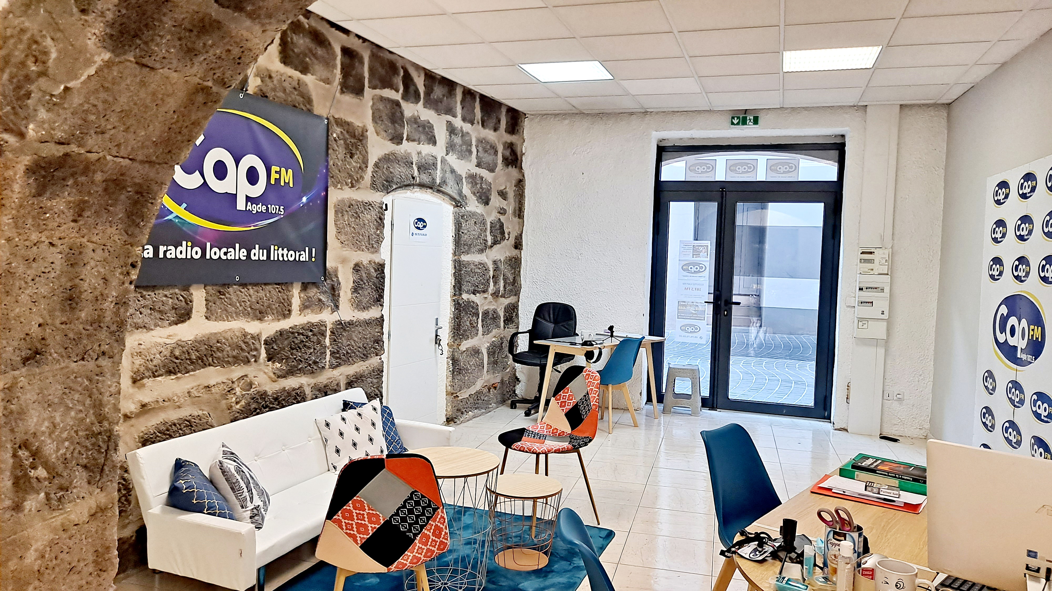 Les locaux de CAP FM au centre du vieil Agde