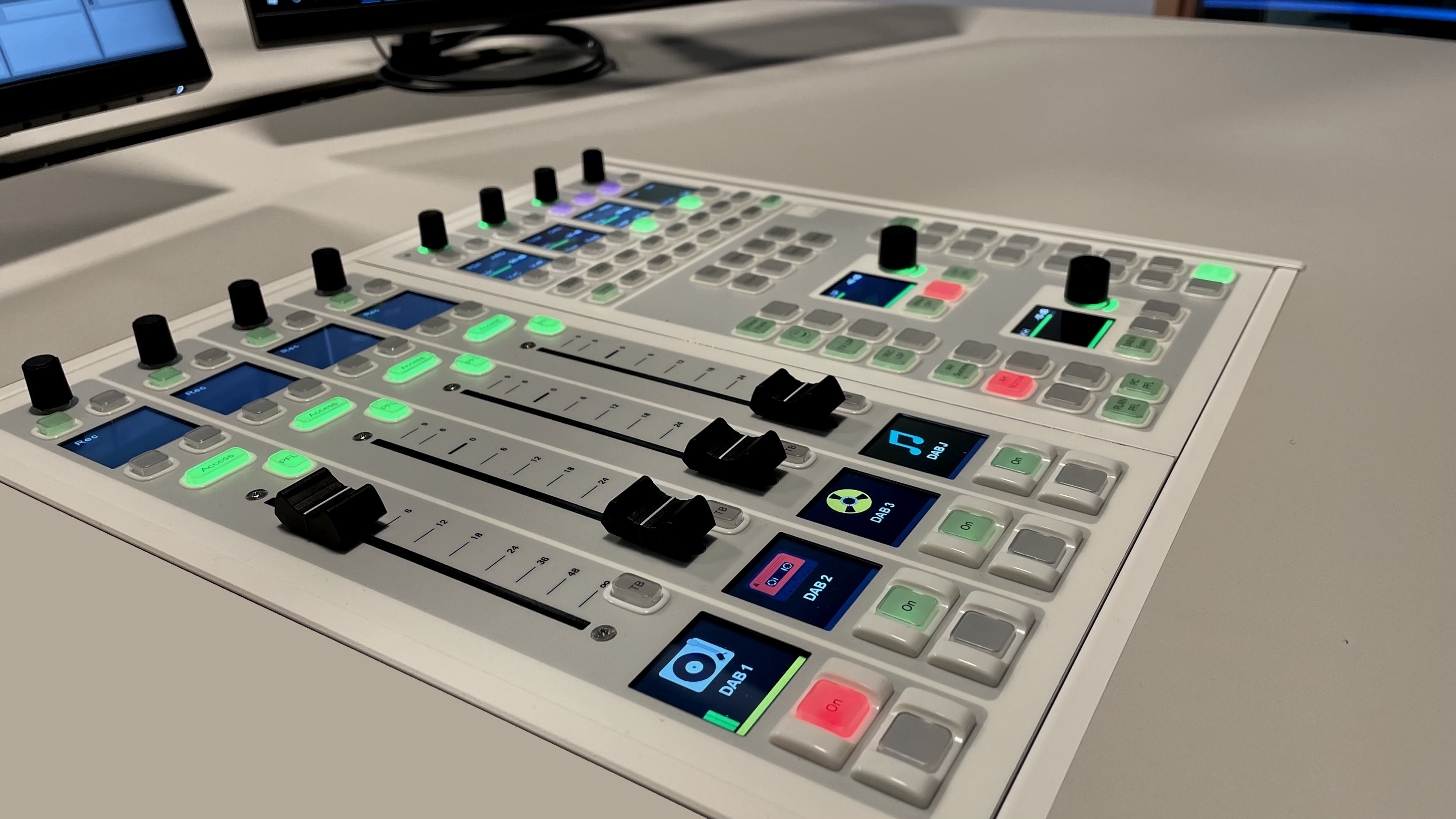 Lawo équipe Radio 24 et Virgin Radio Switzerland