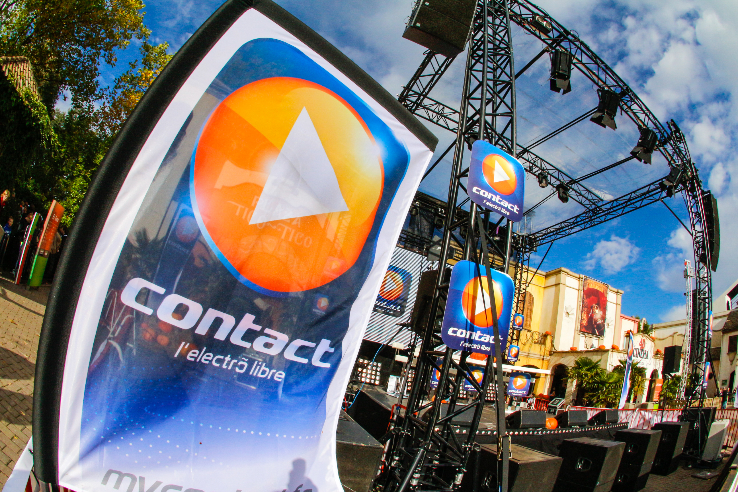 Le Contact Live Party à Beauvais.