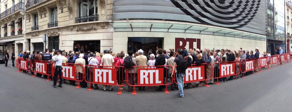 Plusieurs dizaines d'auditeurs devant RTL