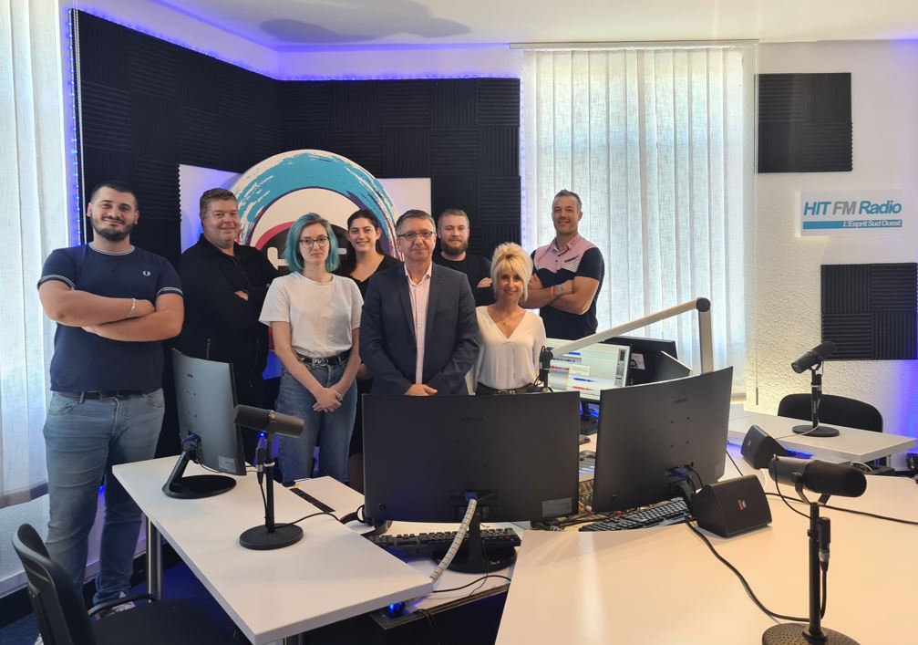 L’équipe de Hit FM Radio s’apprête à vivre un tournant décisif et aborde un nouveau cap pour son avenir.