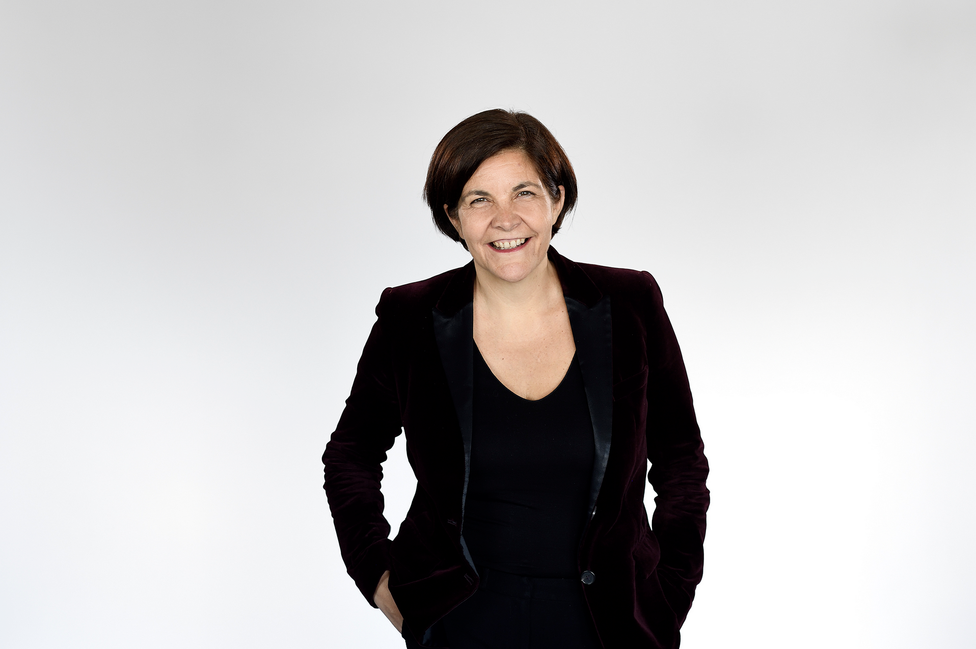 Enfant d'Europe 1 passée par Canal+ et BFM, Céline Pigalle retrouve la radio sur France Bleu. © Radio France / Christophe Abramowitz.