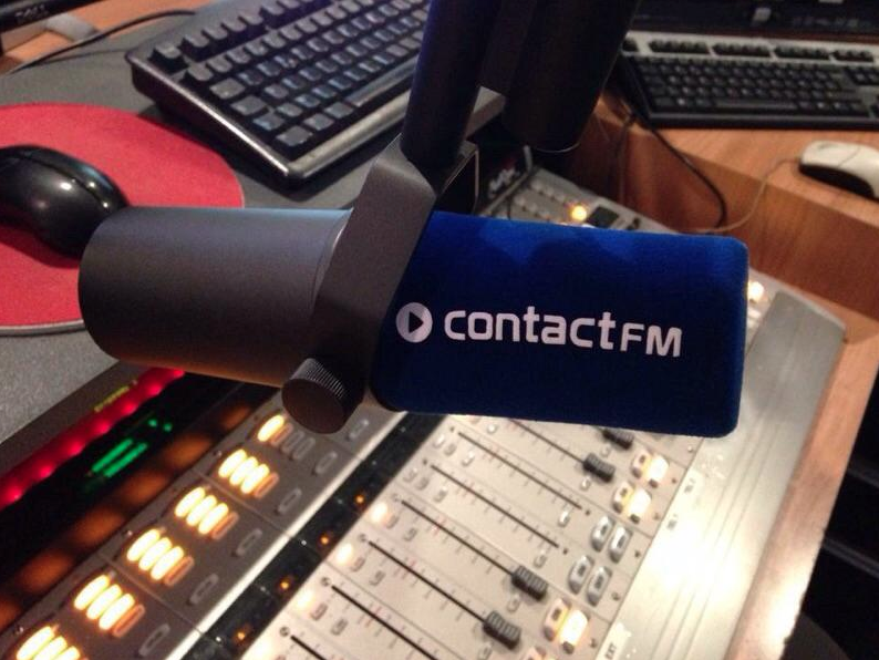 Contact FM dans le DVD de M.Pokora