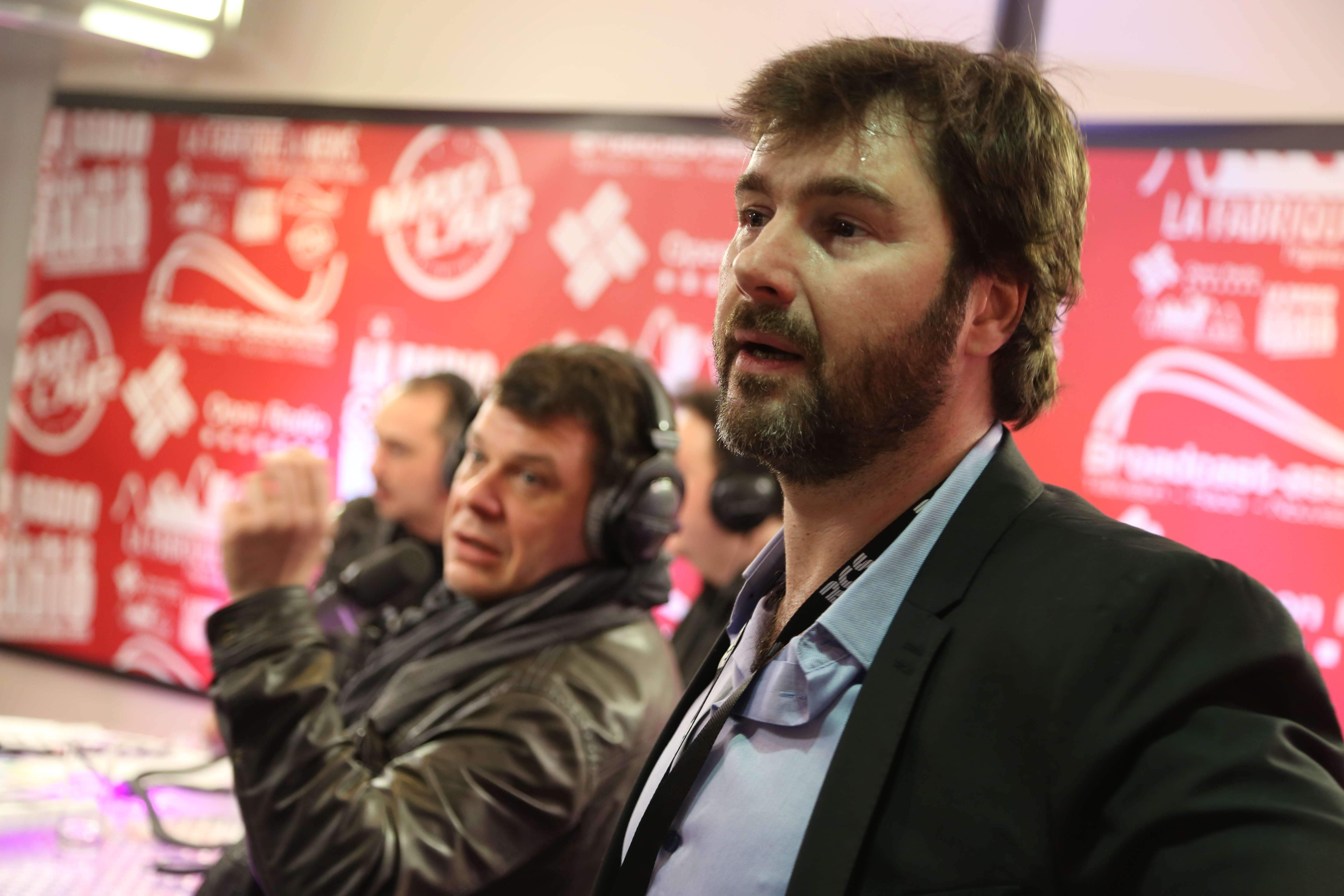 De nombreuses personnalités dans les allées du Salon : Bruno Roblès (RFM), Laurent cabrol (Europe 1), Malher (Radio Monaco) ou encore Eric Jean-Jean (RTL) © Serge Surpin