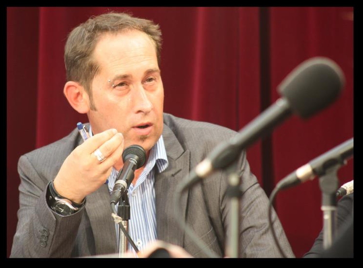 Jean-Yves Breteau, président de la CNRA, veut que l'on se souvienne que la radio associative représente une force avec laquelle il faut compter.