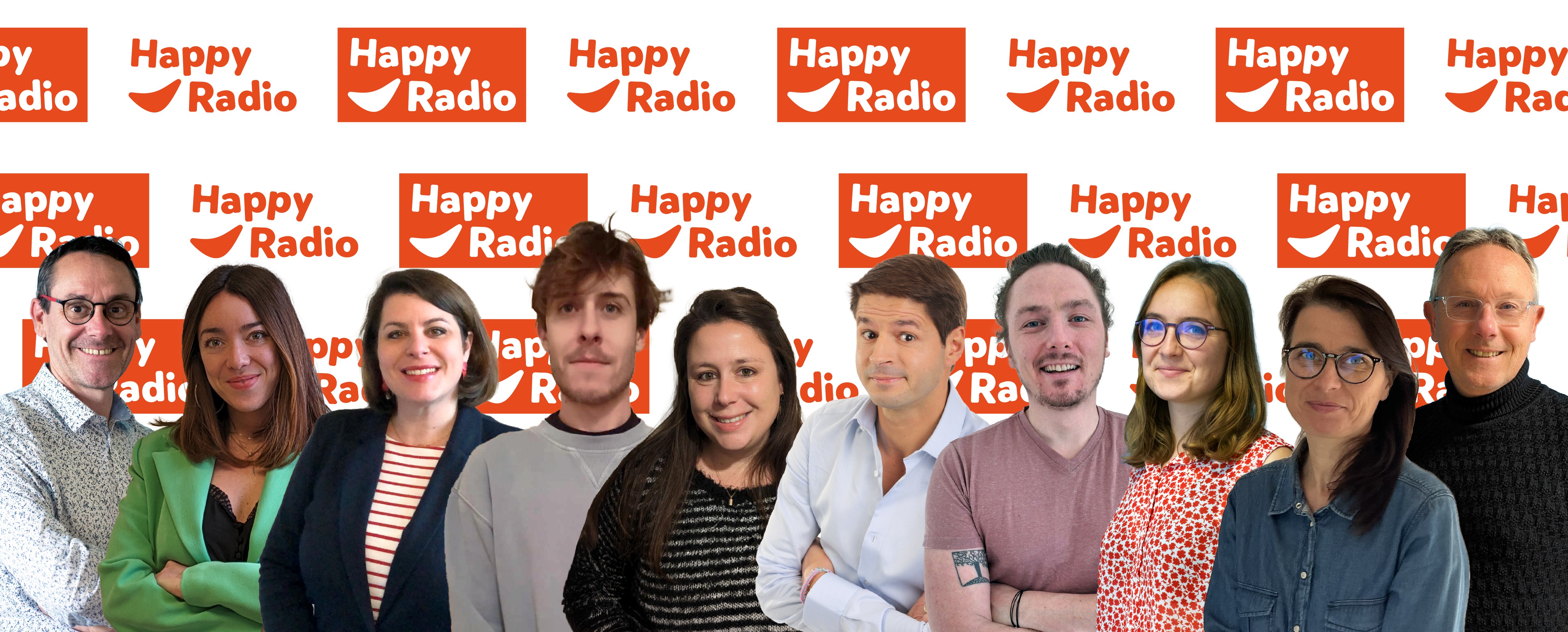 L’équipe Happy Radio (de gauche à droite) : Cédric Bouttier (directeur général) Lisa Senemaud (commerciale), Élise Princeaud (responsable commerciale Dordogne), Ruben Karmazyn (programmateur musical), Marine Garel (journaliste), Evan Giguet (animateur), Guillaume Lhopital (animateur) Rébecca Karmazyn (chargée de communication) Karen Baudry (aassistante administrative et comptable) et Rodolphe Karmazyn (président)