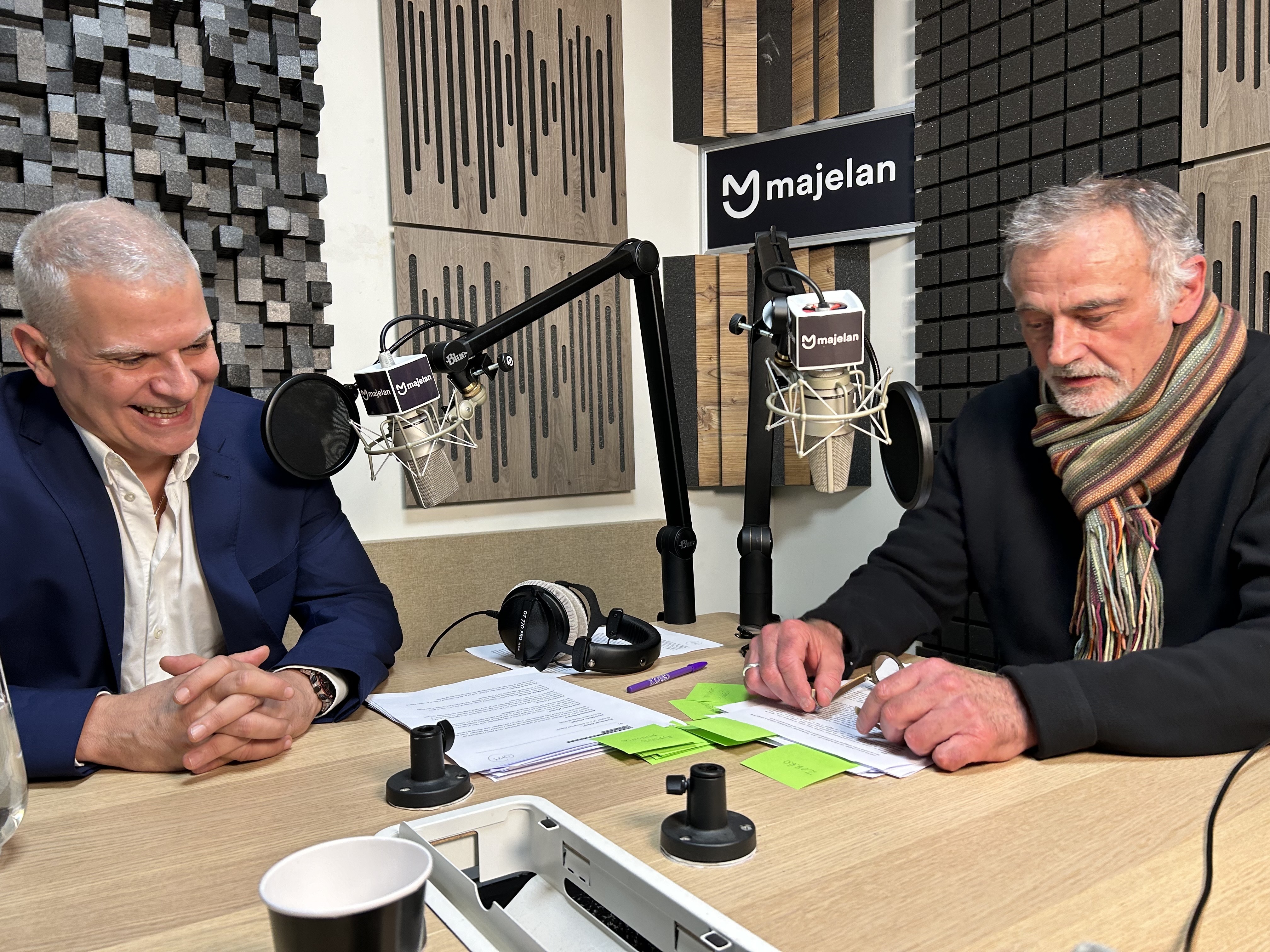 Majelan dévoile la deuxième saison de "Mythes Mythos"