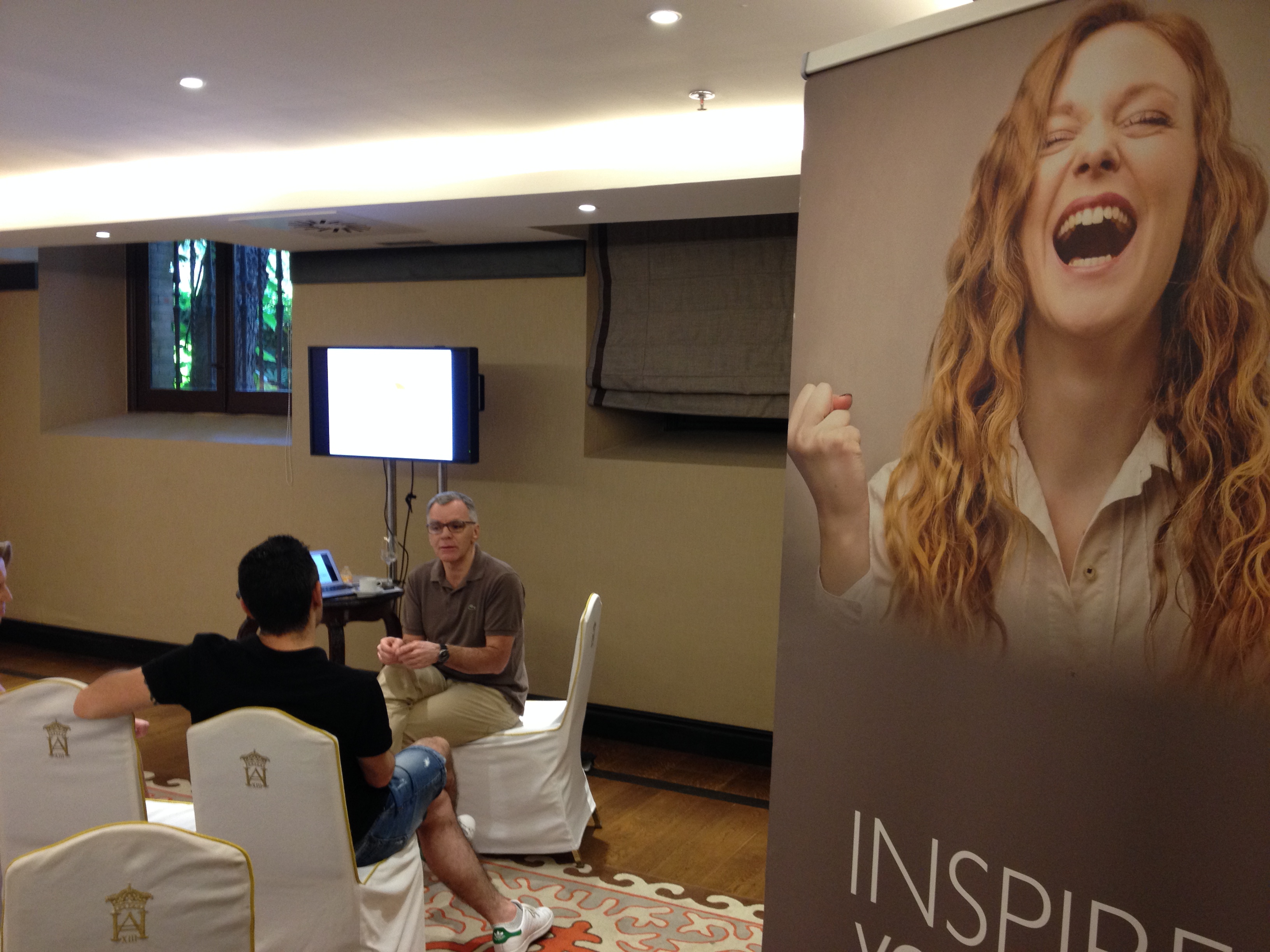 Michel Colin accompagne et forme les équipes commerciales dans les mutations digitales.