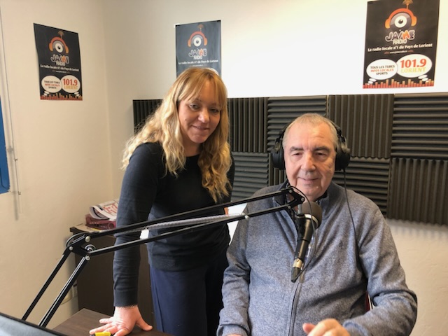 Jean-Philippe Olivieri et Laurie Aguirre dans les studios de JAIME Radio à Lorient. © JAIME Radio.