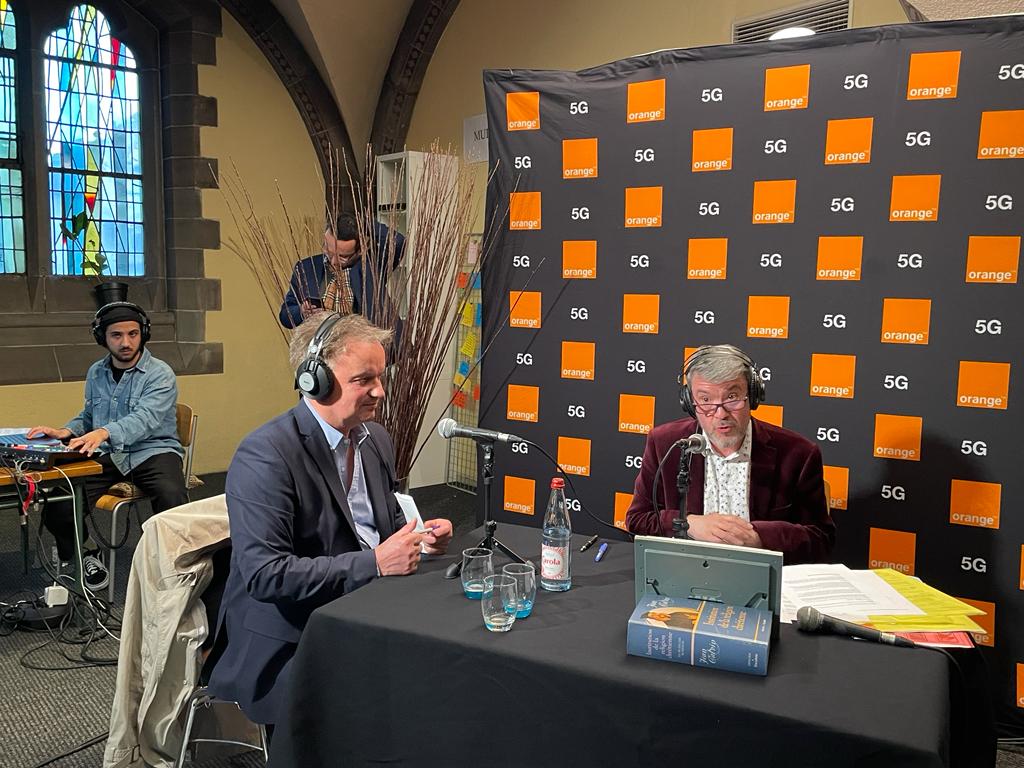 Un plateau Accent 4, en avril 2023, en direct de l'église Saint-Paul à Strasbourg. © DR.