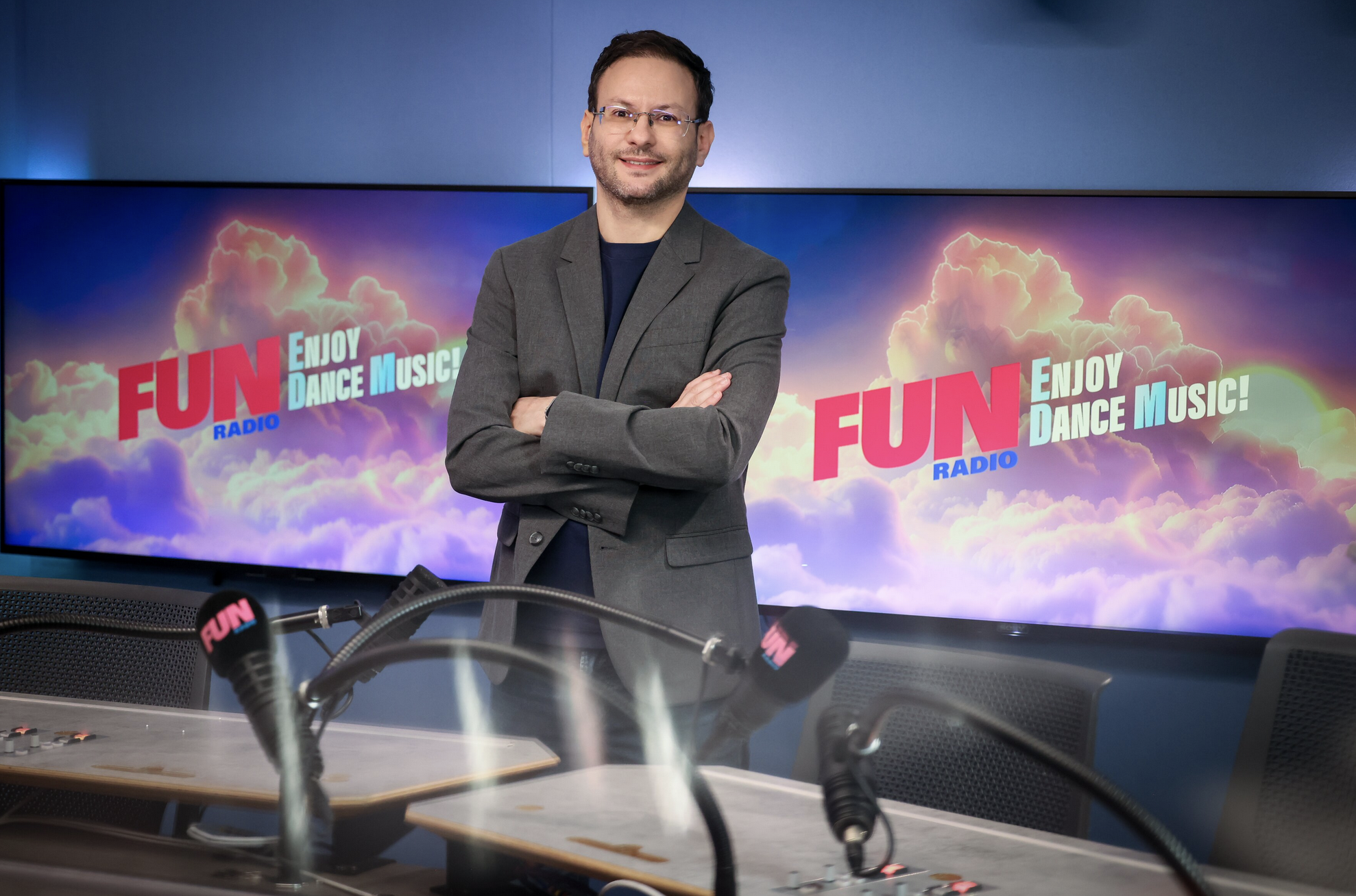 Mourad Moqaddem, le nouveau responsable de l'antenne de Fun Radio. © Thomas Padilla.