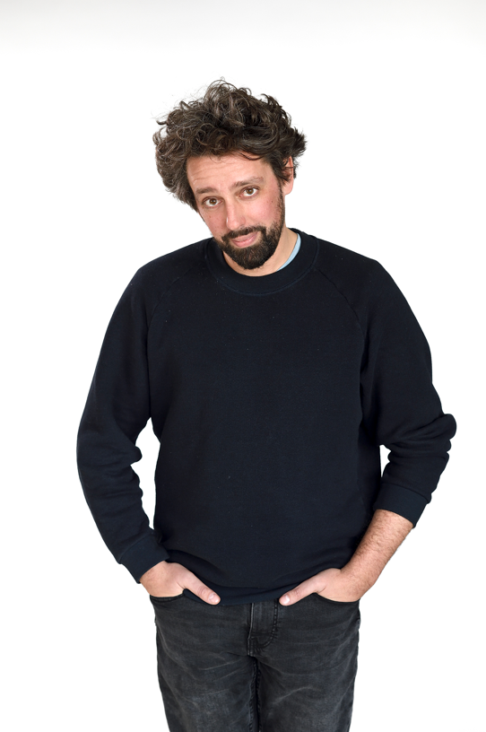 François Saltiel, à la tête de la chronique "Un monde connecté" chaque jour à 8h52 dans les Matins de France Culture depuis septembre 2023. © Radio France / Christophe Abramowitz.