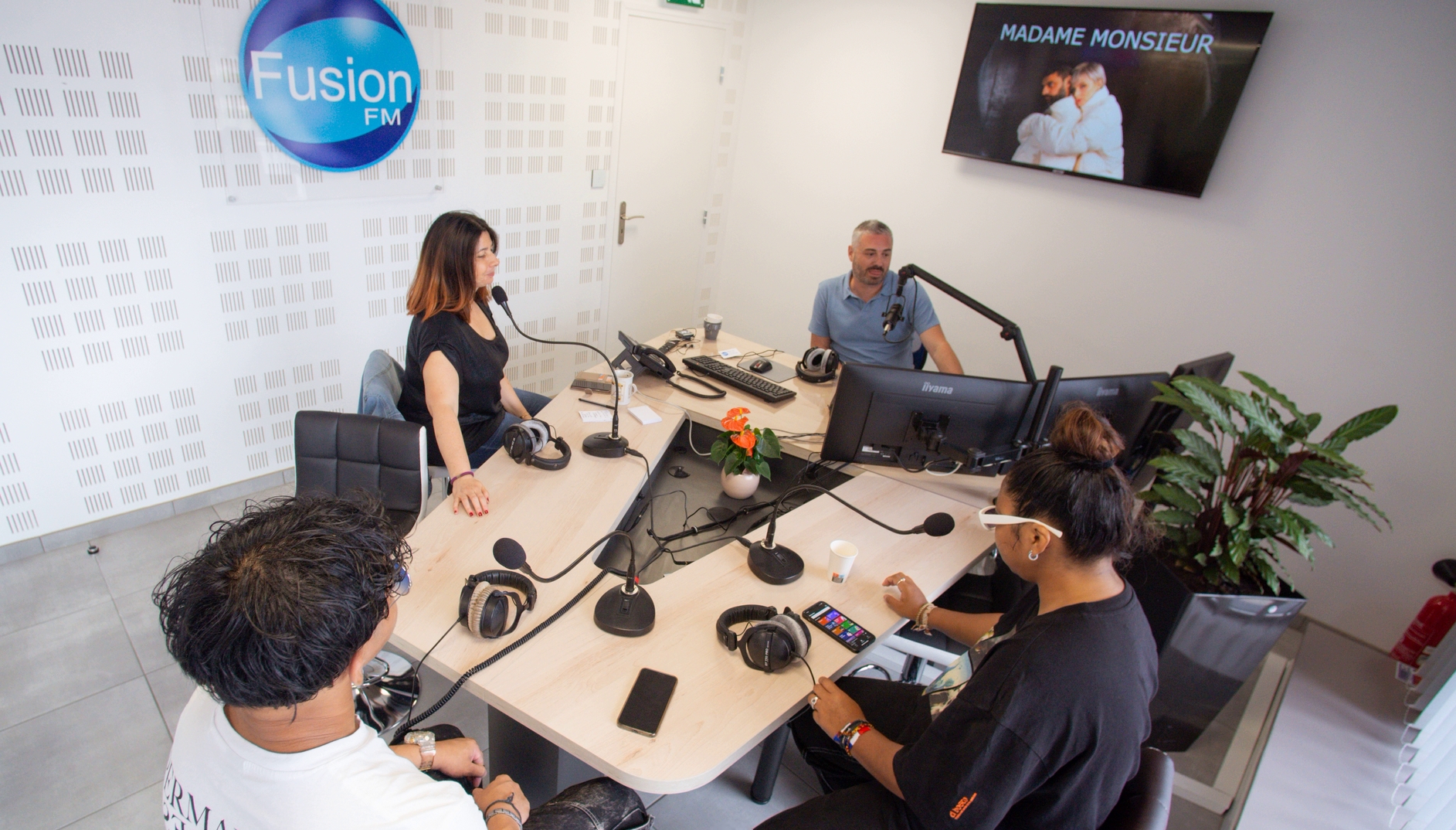 Au cœur de la ville de Diou, Fusion FM fait parler les acteurs de la vie locale.