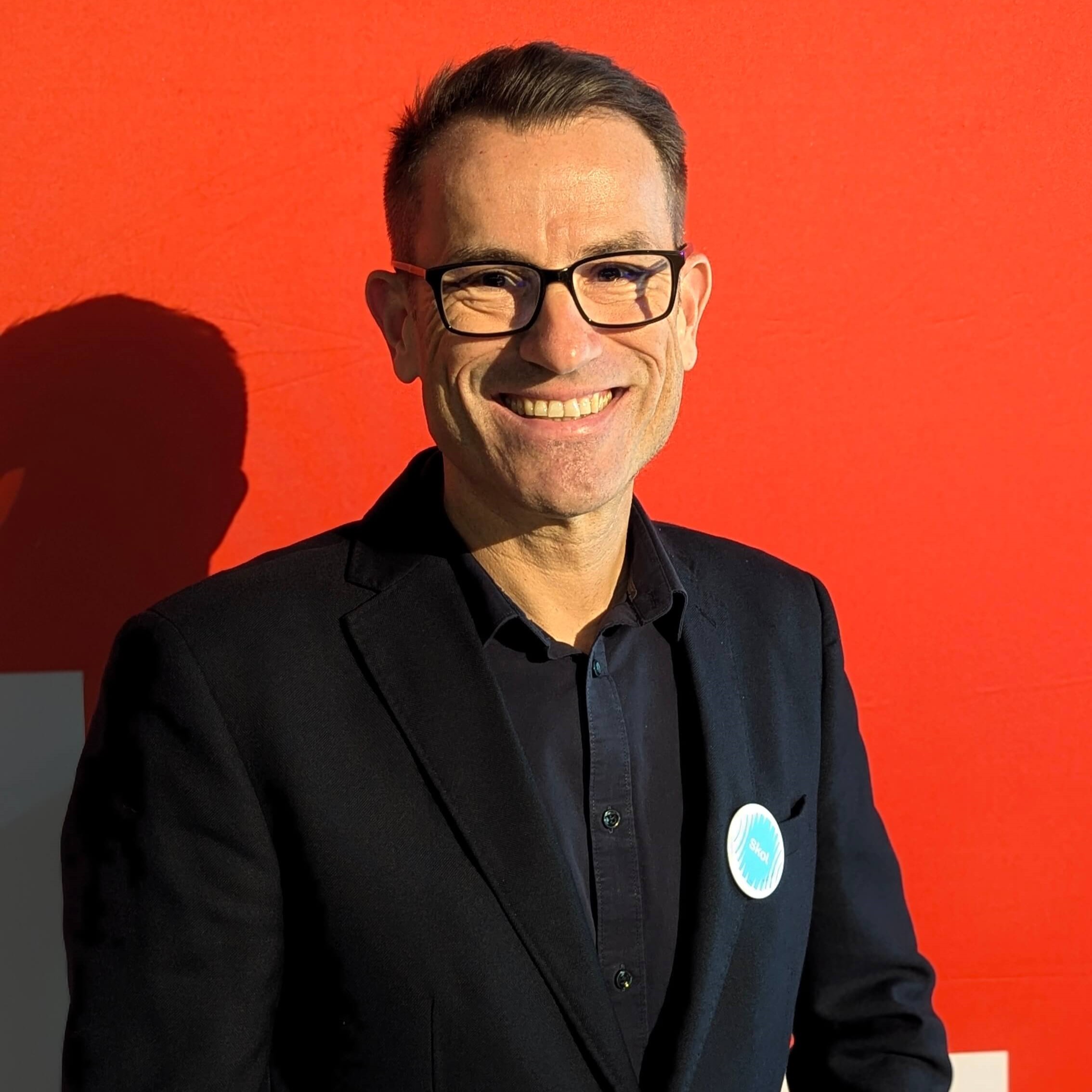 Sylvain Delfau, directeur de La Skol, et par ailleurs président du Syndicat national des radios libres