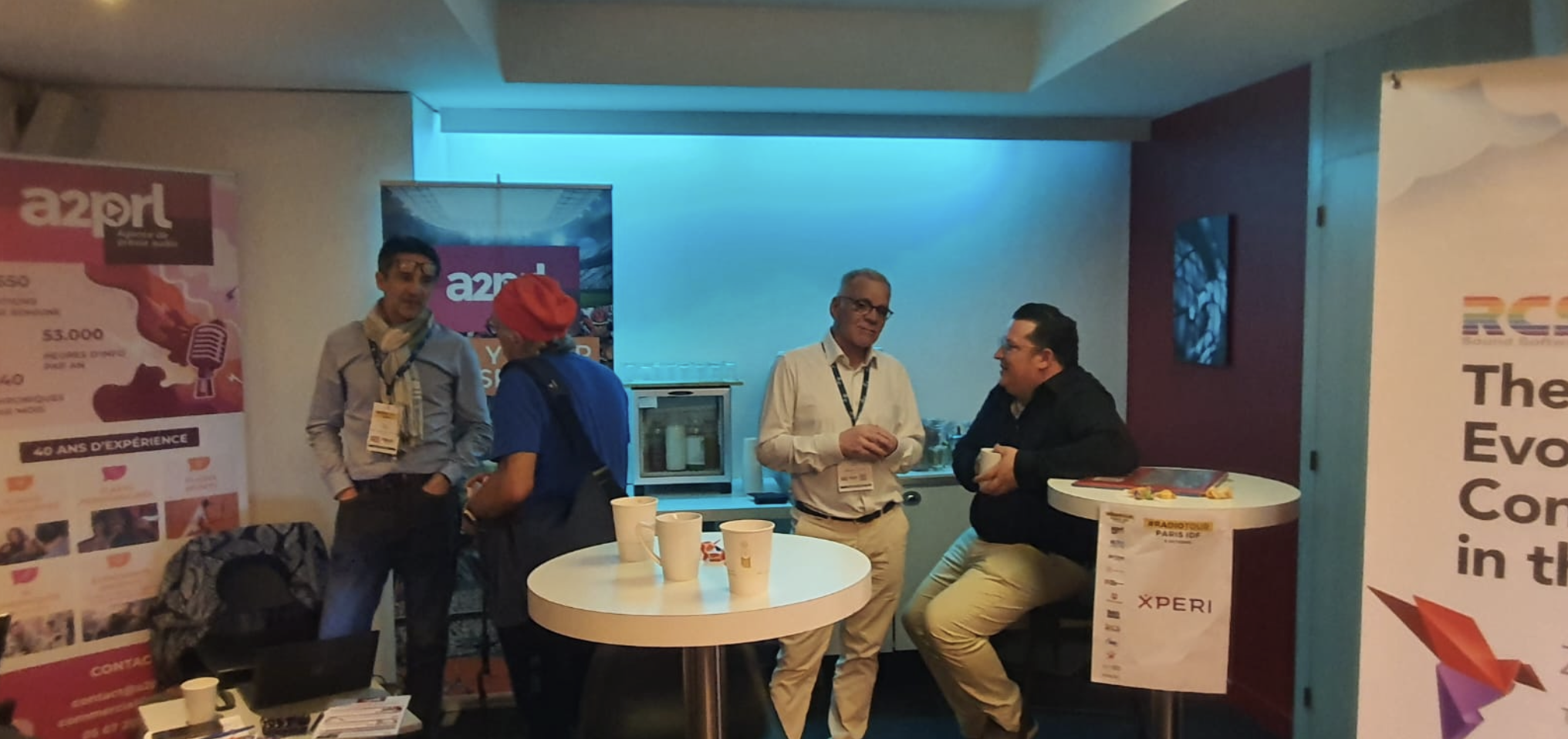 Tout au long de la journée, les partenaires présenté leurs outils et services, échangé avec les visiteurs et répondu aux besoins concrets des équipes antenne et régie.