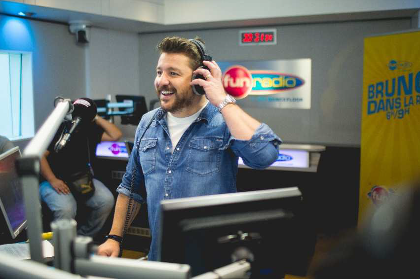 Bruno Guillon depuis le Grand Studio RTL