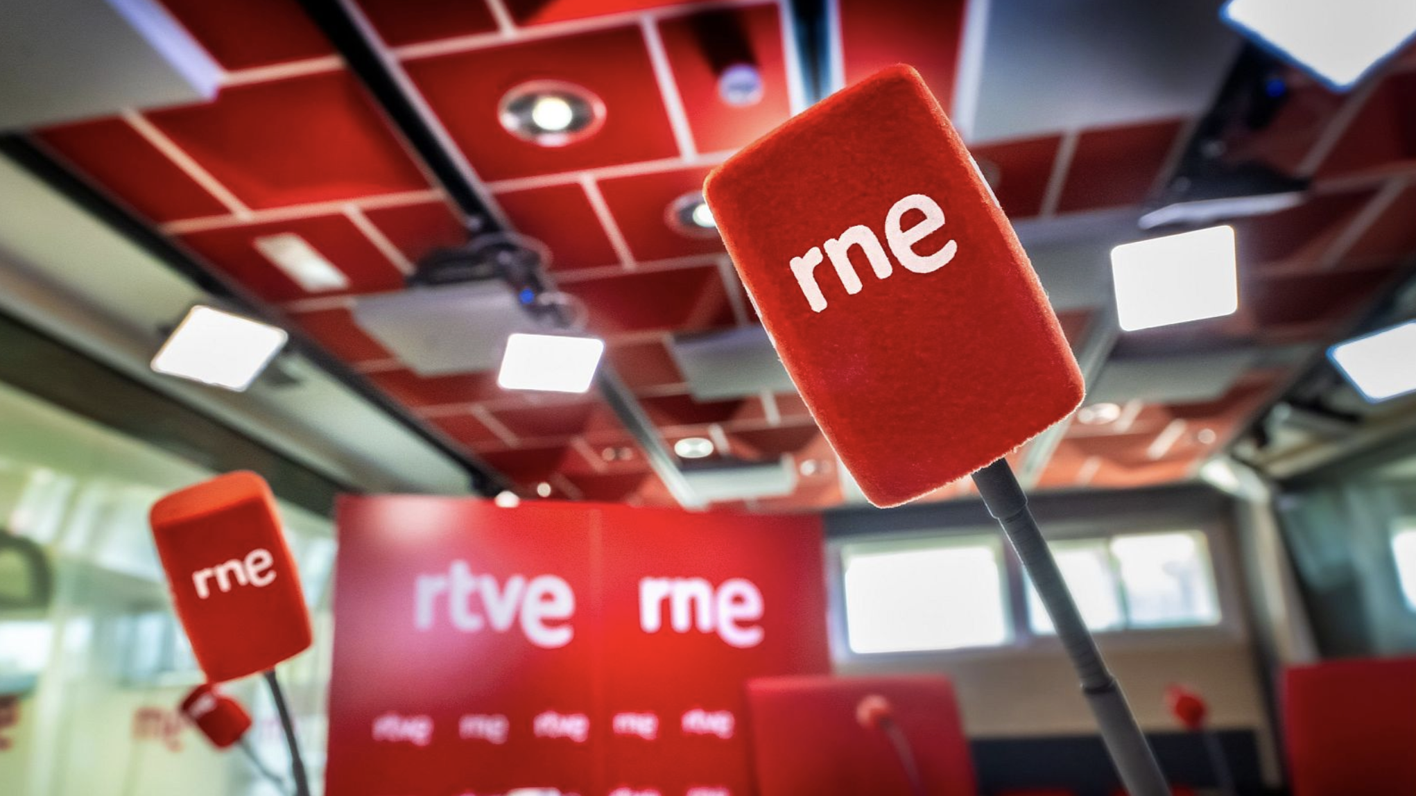 Méthode Brulhatour a dit :  RTVE renforce son engagement en faveur de la radio numérique en DAB+