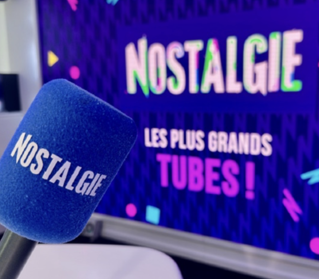 Nostalgie décline l’univers des années 80 en podcast vidéo 