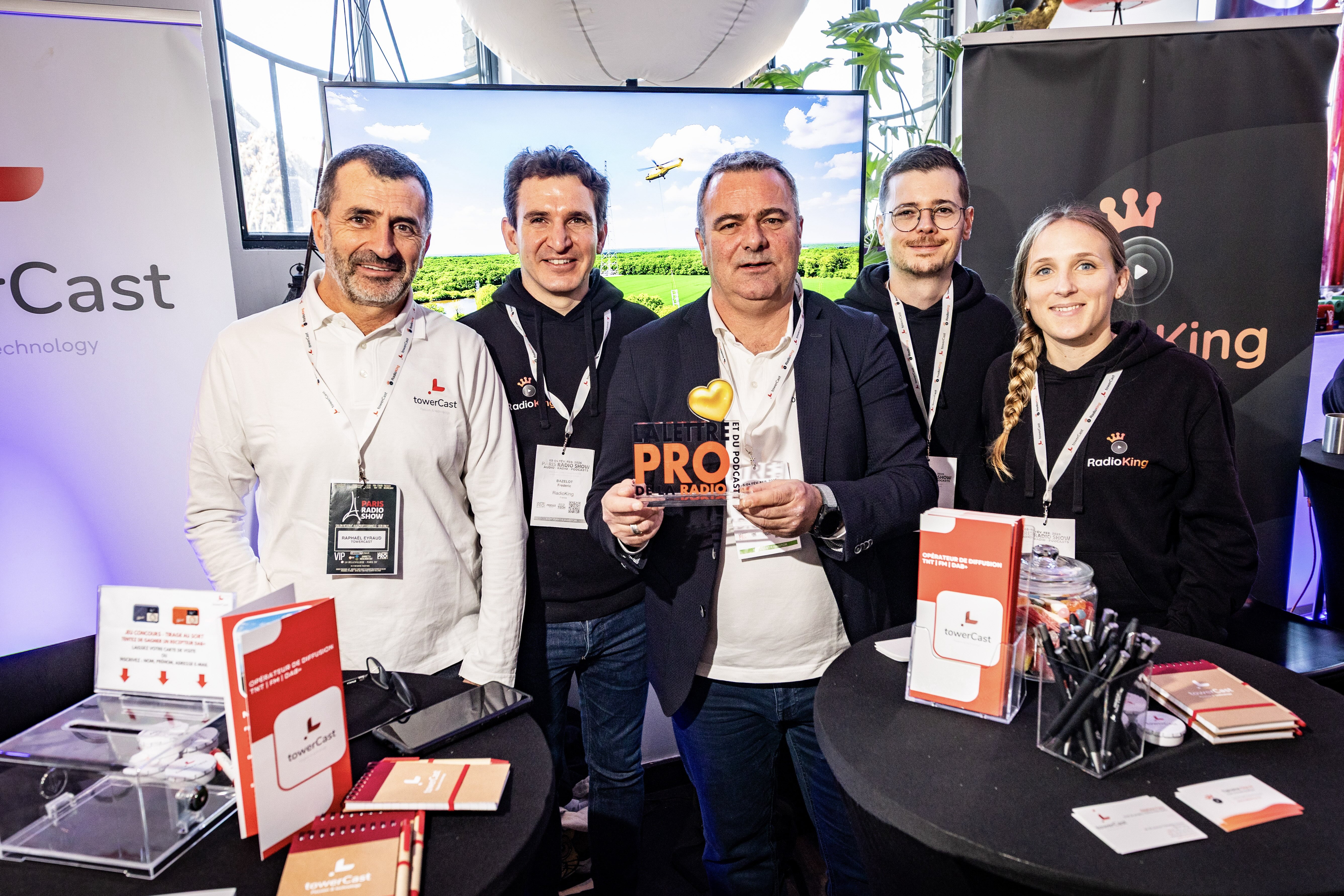 À l’occasion de l’édition 2026 du Paris Radio Show, Philippe Chapot a remis le Prix de La Lettre Pro de la Radio à plusieurs exposants distingués pour la qualité de leur présence et de leurs animations sur le salon.