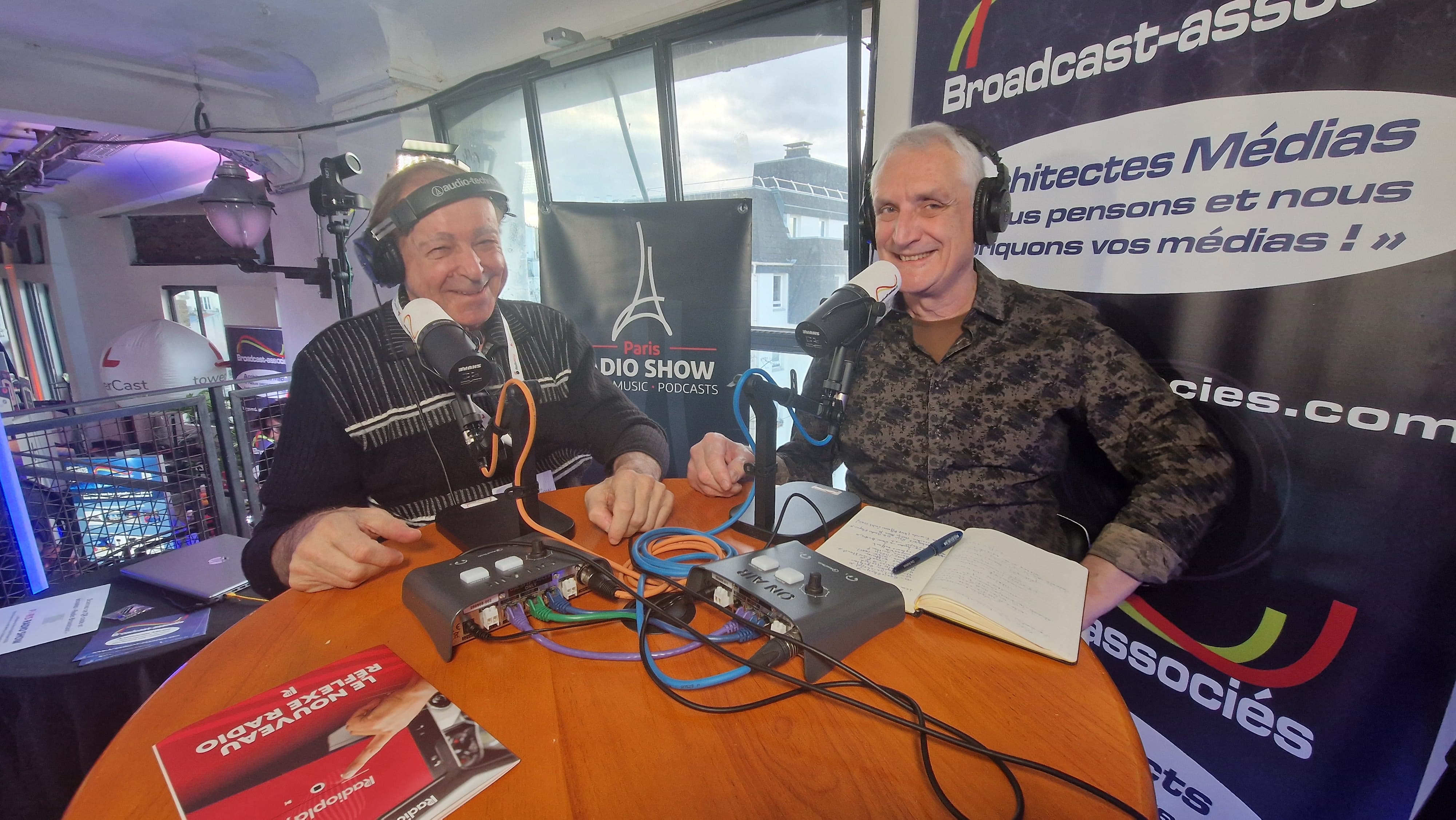 Pendant deux jours, de nombreux acteurs du secteur radio et audio ont pris la parole aux micros de Max Lafontaine et d’Alain Quarre.