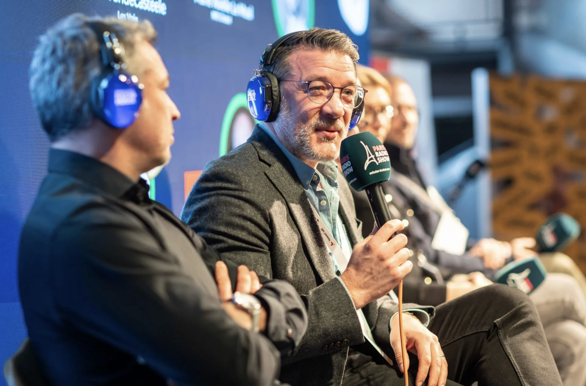 Matthieu Mondoloni, directeur de l’information du réseau ICI, s’exprimant sur l’intelligence artificielle le 3 février dernier au Paris Radio Show.