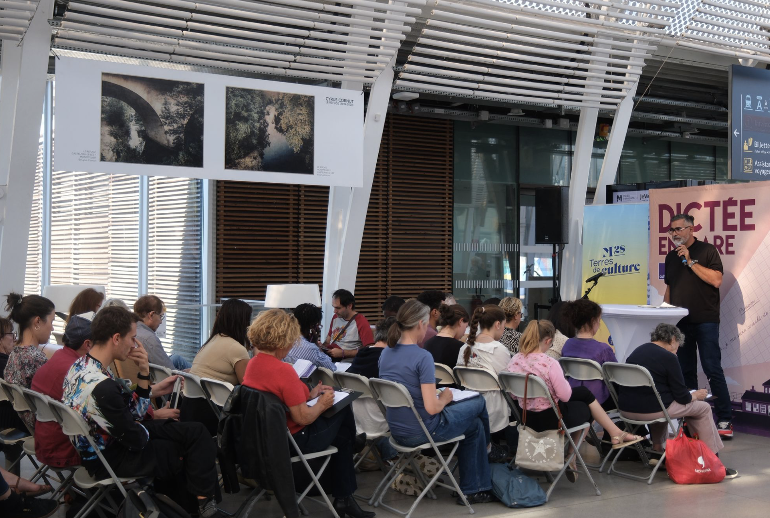 France Culture et SNCF relancent "Dictée En Gare" dans plusieurs villes