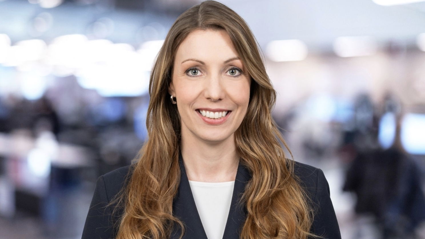 À 39 ans, Simona Caminada est nommée directrice de la RTR et pilotera le développement numérique de l’unité romanche de la SSR à partir du 1er septembre 2026 © SRG SSR.