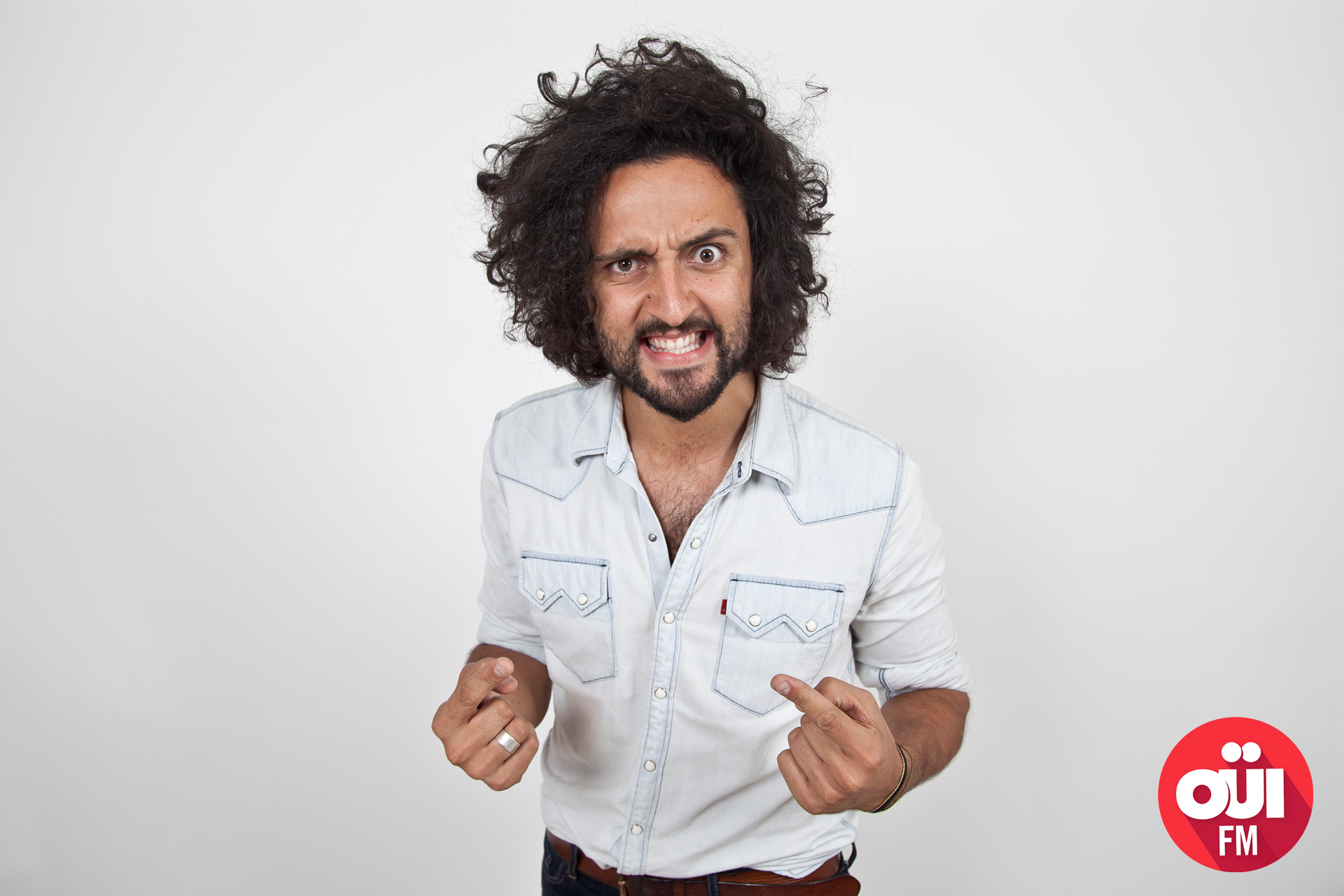 Jérôme rafraîchit le morning grâce à son sens de l'improvisation. © Crédits photos Oüi FM.