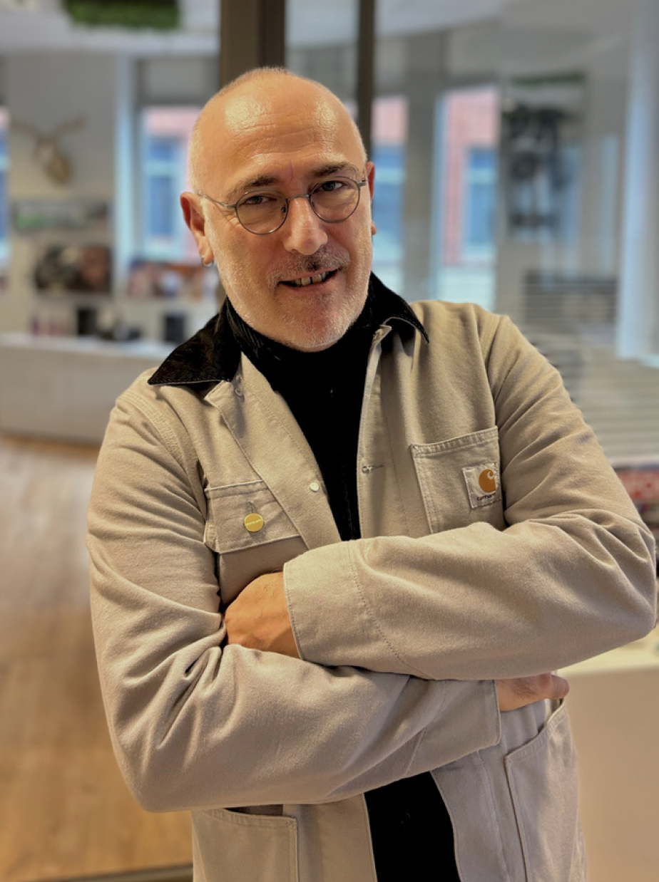 Christophe Dalence est nommé directeur des antennes du pôle Rossel Radio, avec pour mission d’accompagner les stations dans leurs enjeux éditoriaux, managériaux et stratégiques. © Rossel Radio
