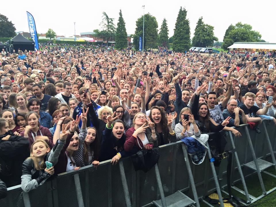 Plus de 14 000 auditeurs hier soir pour le Grand Live et un... accouchement © Contact FM