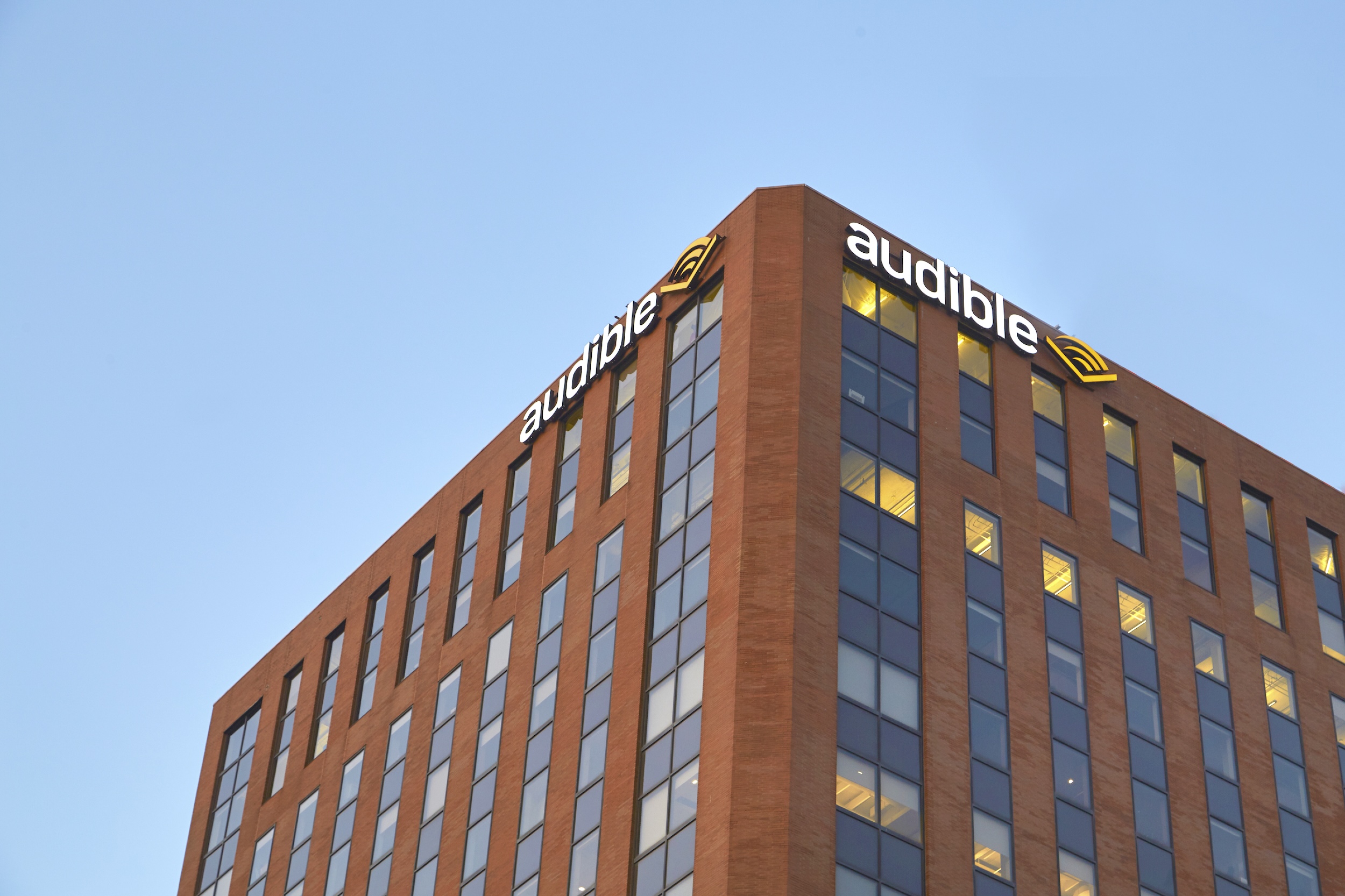 Les locaux d'Audible, qui a dévoilé le 8 octobre 2026 les résultats d'une étude internationale menée par NielsenIQ sur les usages des podcasts, des livres audio et des contenus audio parlés. © Audible