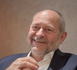 https://www.lalettre.pro/Jean-Eric-Valli-alerte-sur-les-risques-d-une-radio-sous-contrainte_a41678.html