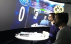 Lors du match à huis clos PSG-Dortmund, Cyrille de La Morinerie et Julien Froment commentent la rencontre sur Europe 1, depuis le studio Bellemare. © D.R.