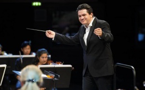 Cristian Măcelaru nommé directeur musical de l’Orchestre National de France