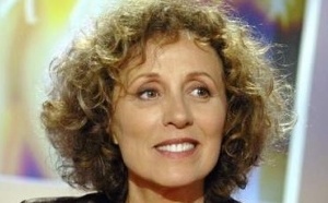Mireille Dumas fait la route sur 107.1