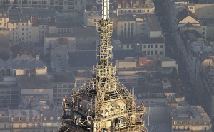 TDF : travaux de maintenance sur les installations de la Tour Eiffel