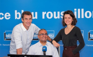 L'équipe de la matinale de France Bleu Roussillone avec (gauche à droite) Sébastien Giraud (animateur), Simon Colboc (journaliste) et Suzanne Shojaei (journaliste) © Joaquín Fernández