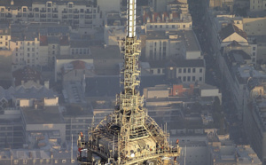 TDF réalise des travaux de maintenance sur la Tour Eiffel