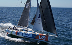 Le Class40 Free Dom HUA trace sa route