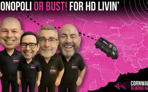 Une radio locale anglaise se prépare à un rallye caritatif de 3 500 miles