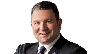 AM : un conseiller new-yorkais veut inscrire la radio dans chaque véhicule municipal