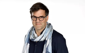 Antoine Giniaux reçoit le 62e Prix du Journalisme des MFP