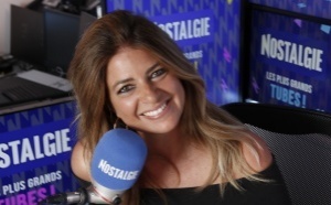 Sandy Oullion, la voix qui donne le tempo des matins radio