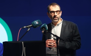 Au Paris Radio Show, l'Arcom défend l'accès de la radio dans les voitures connectées