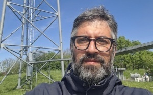 Lyonel Bernard : l'homme qui surveille les ondes