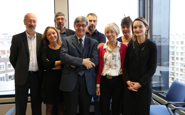 "Le paysage radio parisien a été enrichi par la RNT"