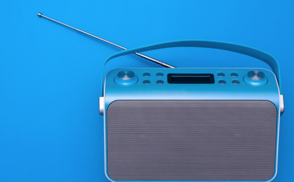 Ils vous disent qu'aujourd’hui, tout le monde peut créer sa radio en ligne ! Euh, ben non en fait …